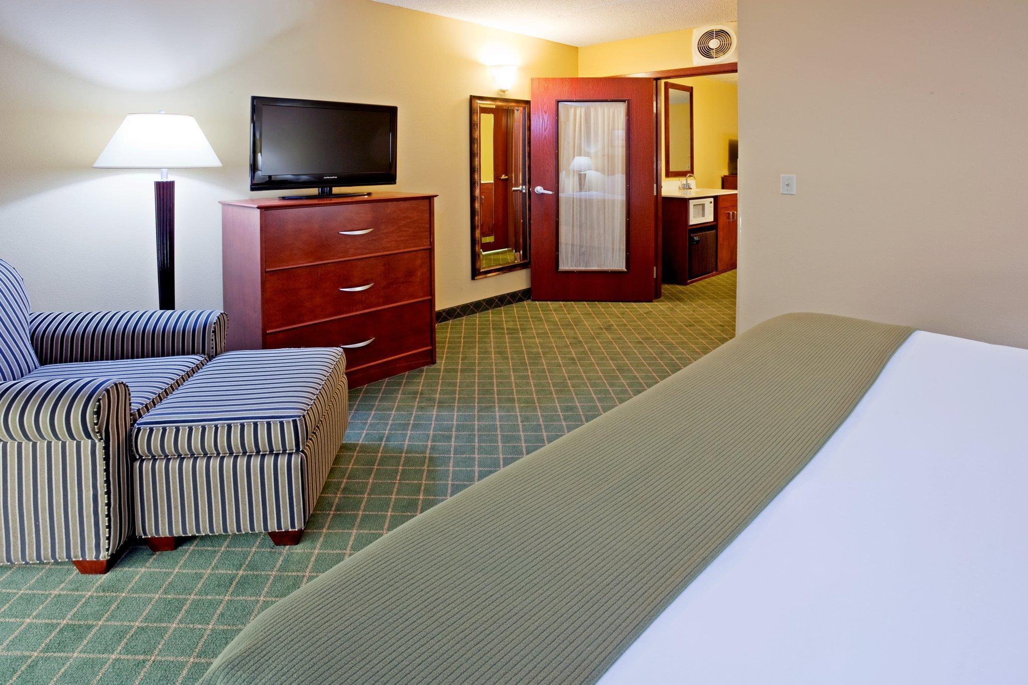 Holiday Inn Express Hotel & Suites Coon Rapids - Blaine Area, An Ihg Hotel Exteriör bild