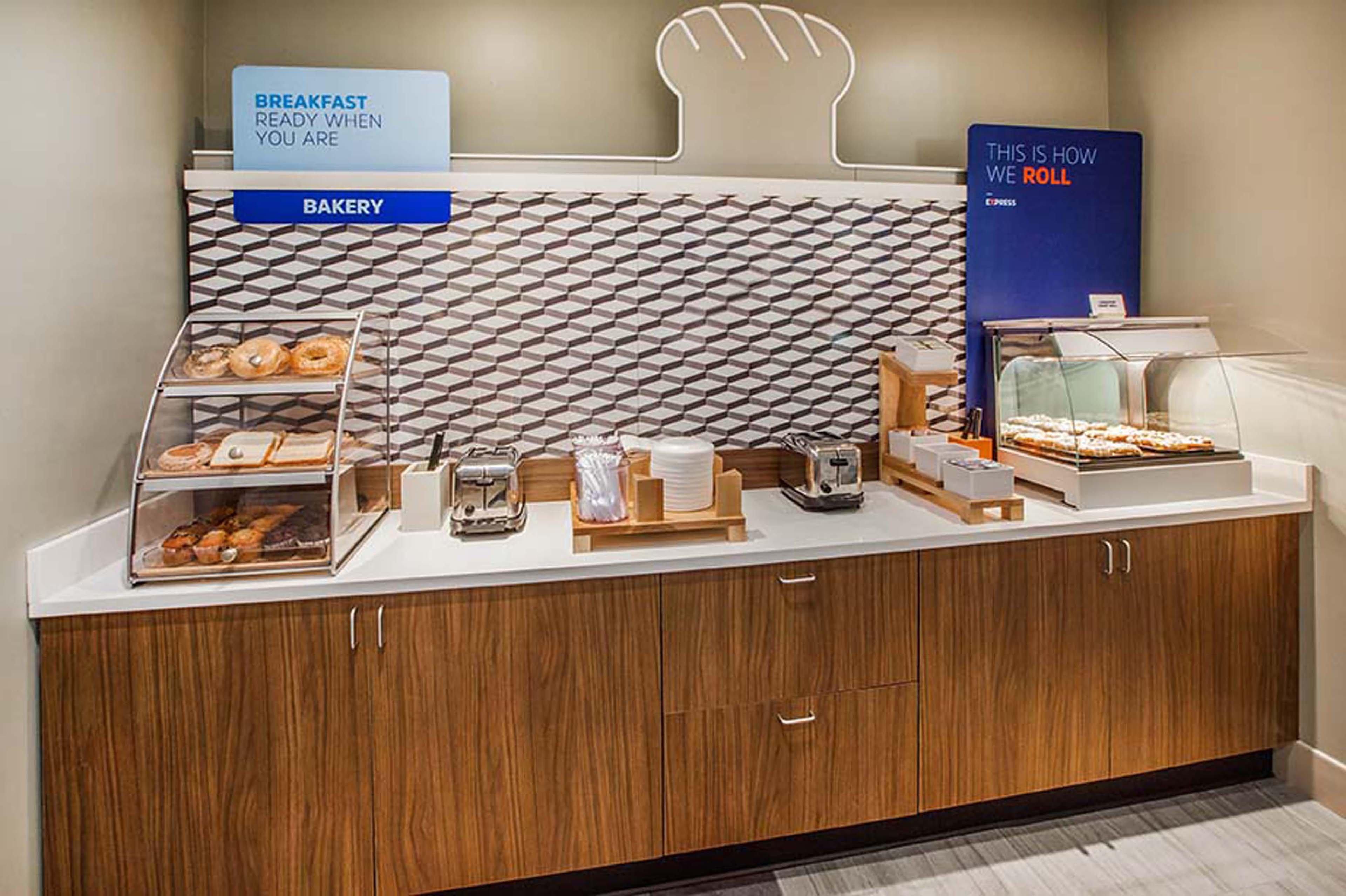 Holiday Inn Express Hotel & Suites Coon Rapids - Blaine Area By Ihg Exteriör bild
