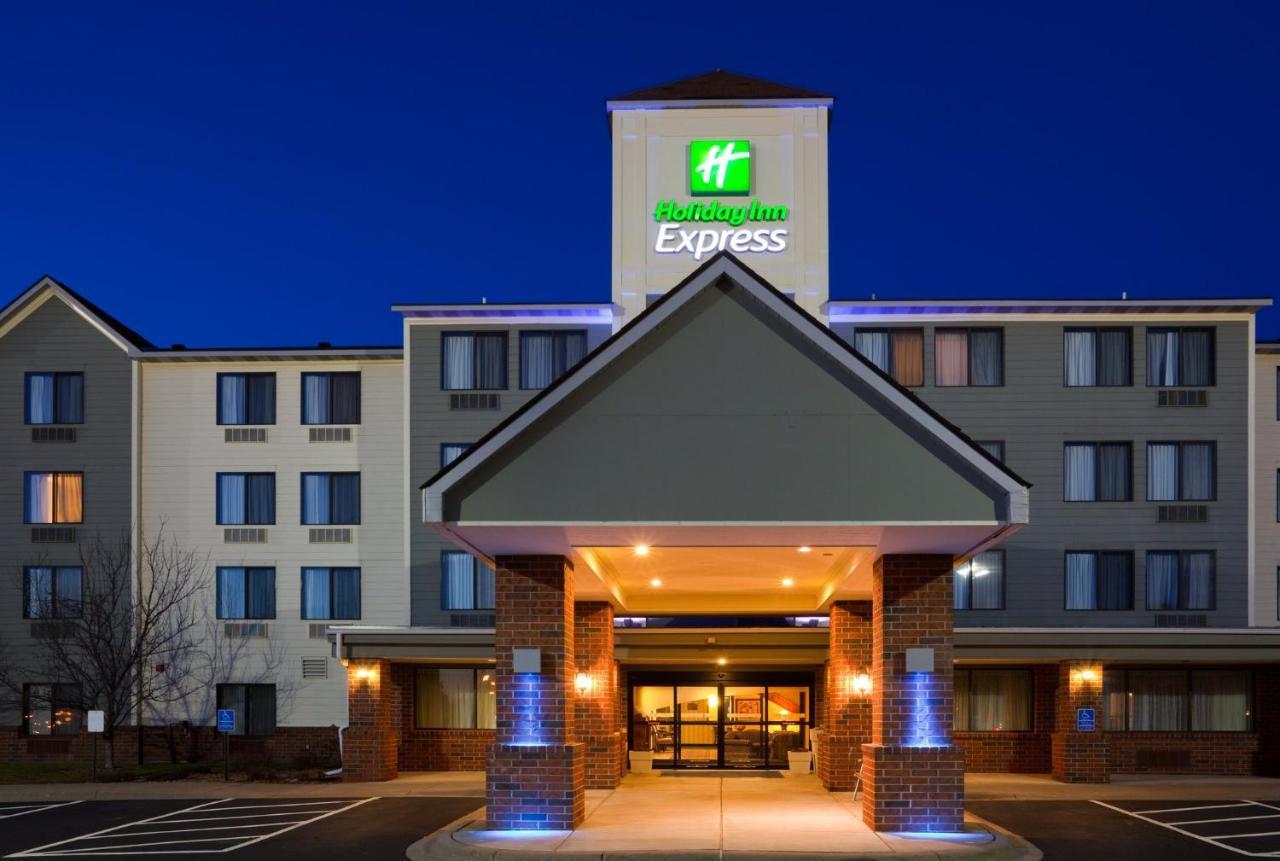 Holiday Inn Express Hotel & Suites Coon Rapids - Blaine Area By Ihg Exteriör bild