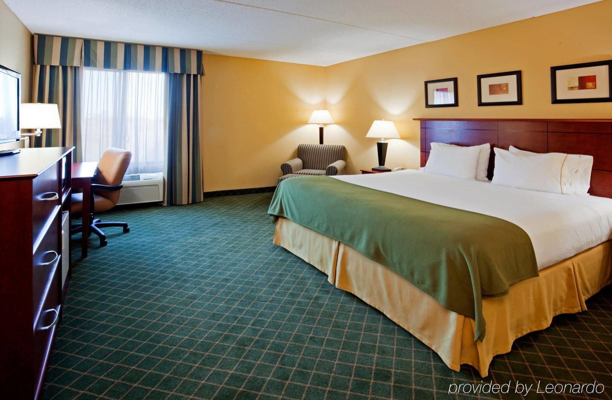 Holiday Inn Express Hotel & Suites Coon Rapids - Blaine Area By Ihg Exteriör bild